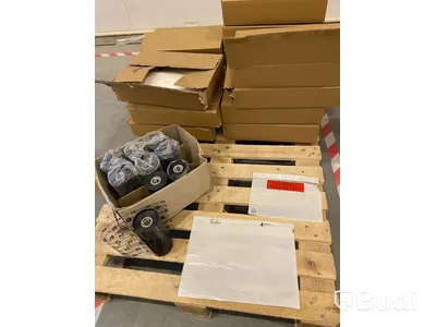 Packsedlar i formaten C5 samt C4 + 9 st rullar av inslagningsplast i svart ca 115 mm